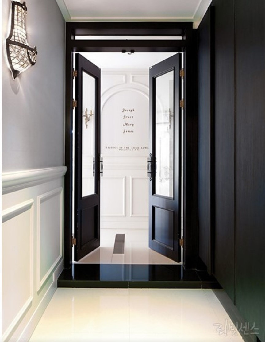 문 (Door) 예시 5